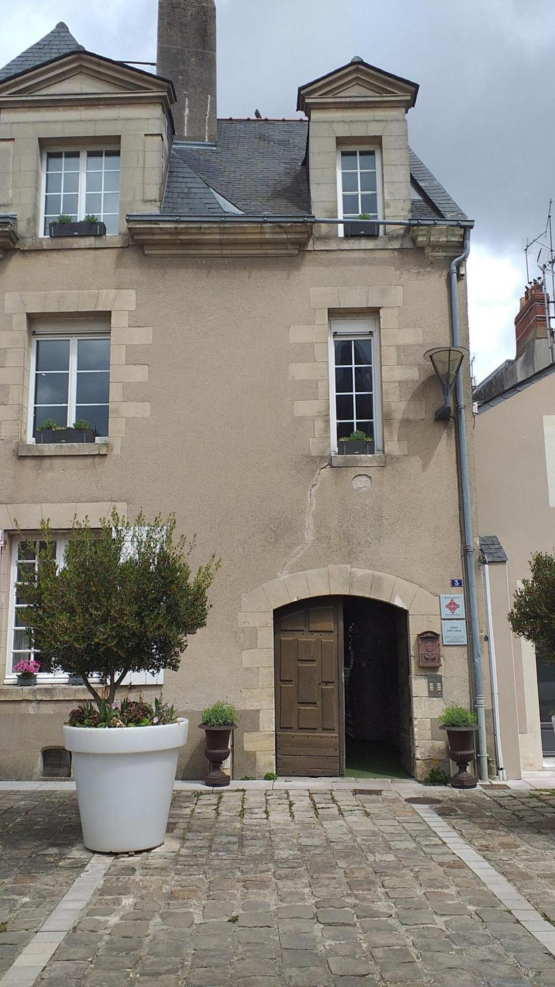 Studio 1 Hyper Centre Avec Jardins Angers Exterior foto